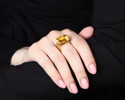 Оригинальное золотое кольцо с цитрином 16.29ct H.Stern – купить по цене 167  500 ₽ с доставкой в интернет-магазине Mister Diamond