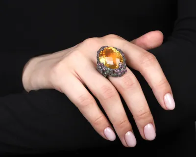 Великолепное золотое кольцо с цитрином 25.88ct – купить по цене 213 500 ₽ с  доставкой в интернет-магазине Mister Diamond