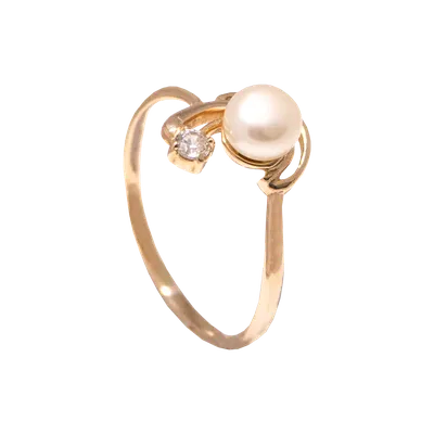 Золотое кольцо с жемчугом (арт. 380226) цена - 8915.4 грн, фото - купить в  интернет-магазине Золотая Королева