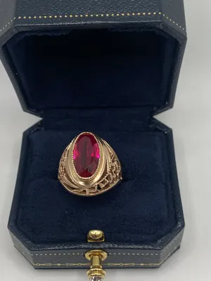 Золотое кольцо с рубином СССР 583 |